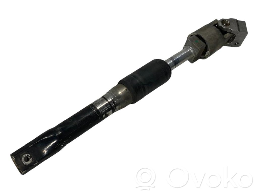 Steering wheel axle cross-joint