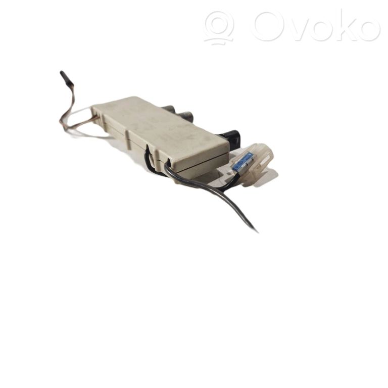 Antenna amplifier