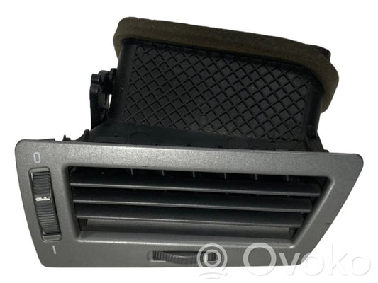 Side air grille