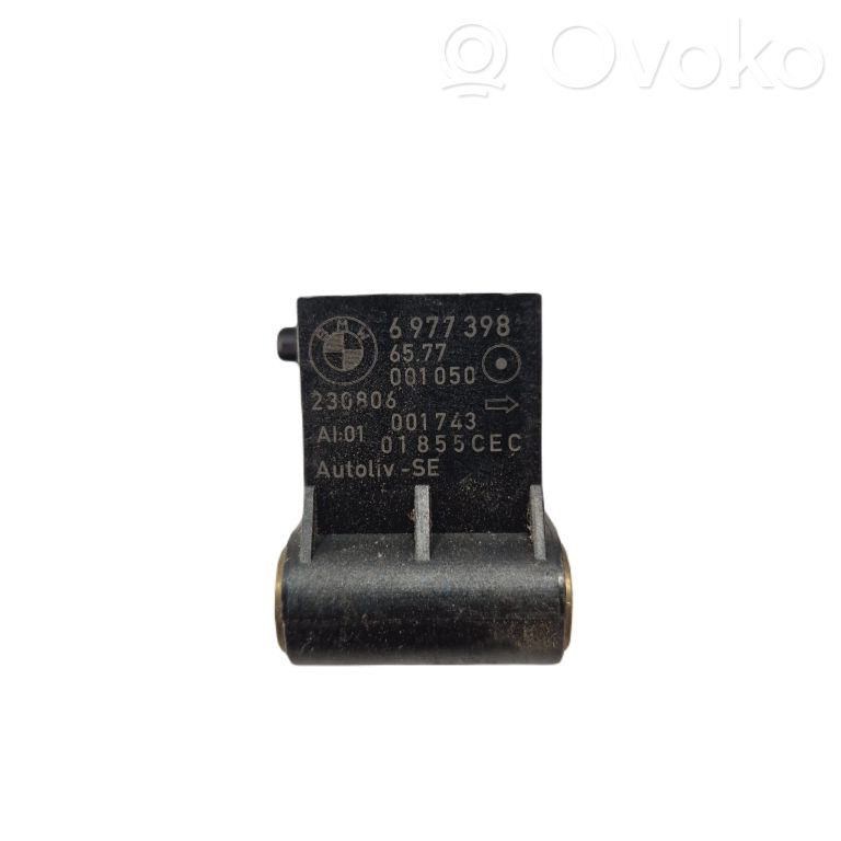 Airbag impact sensor