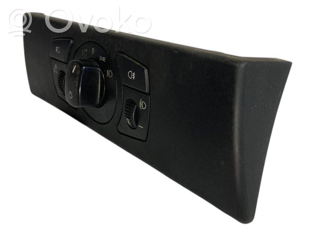 Headlight switch