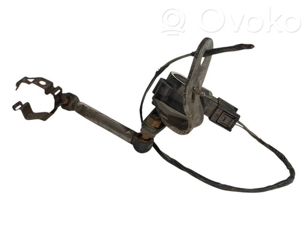 Augstuma sensors (priekšējo lukturu)