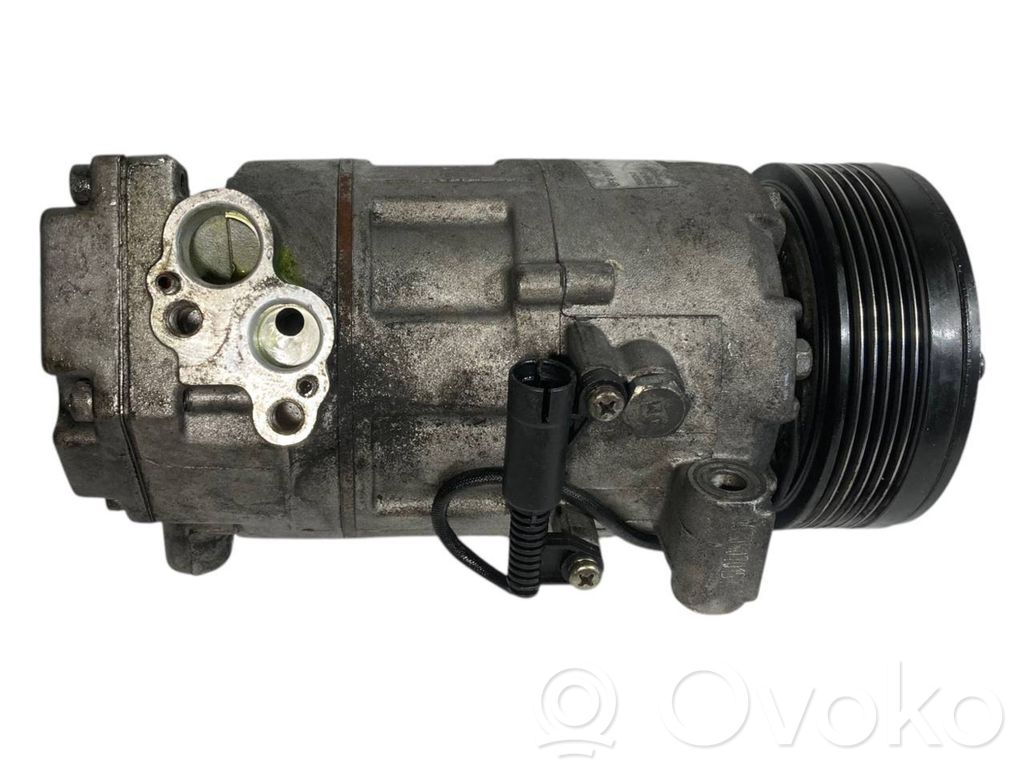 Air conditioner compressor (pump)