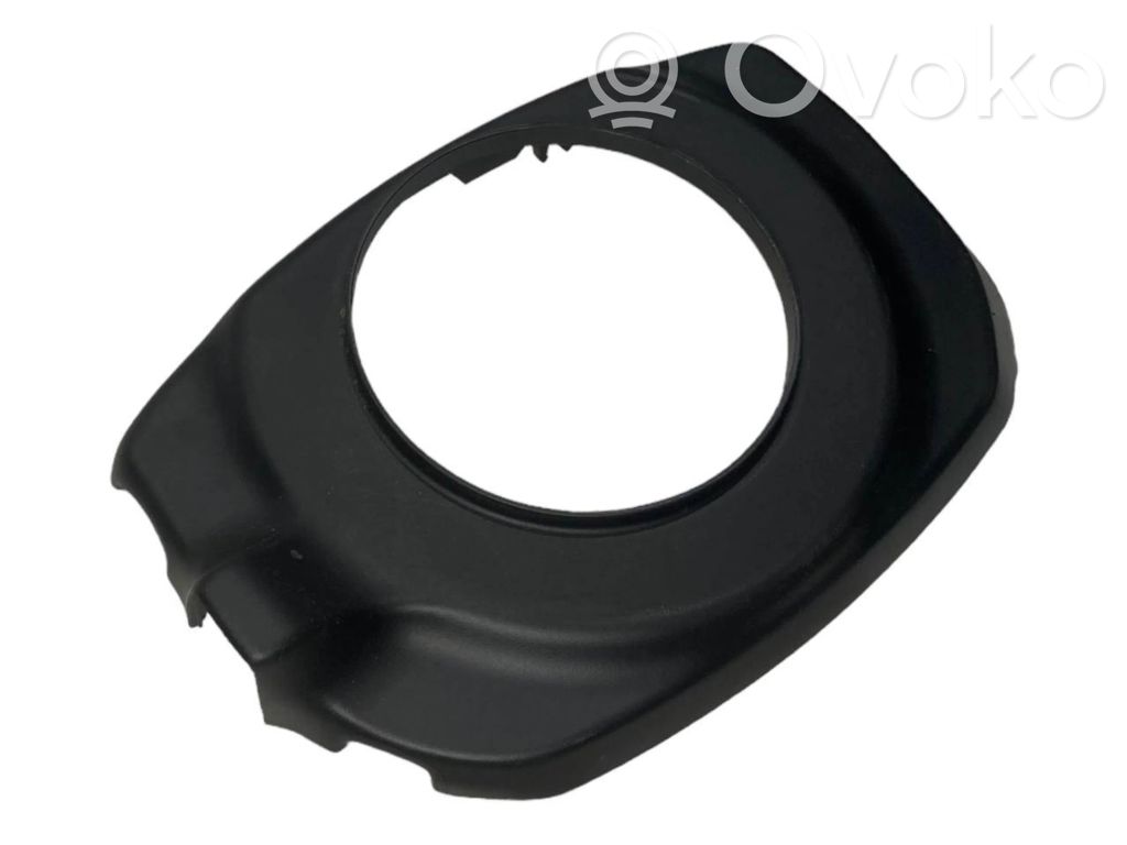 Steering axle trim