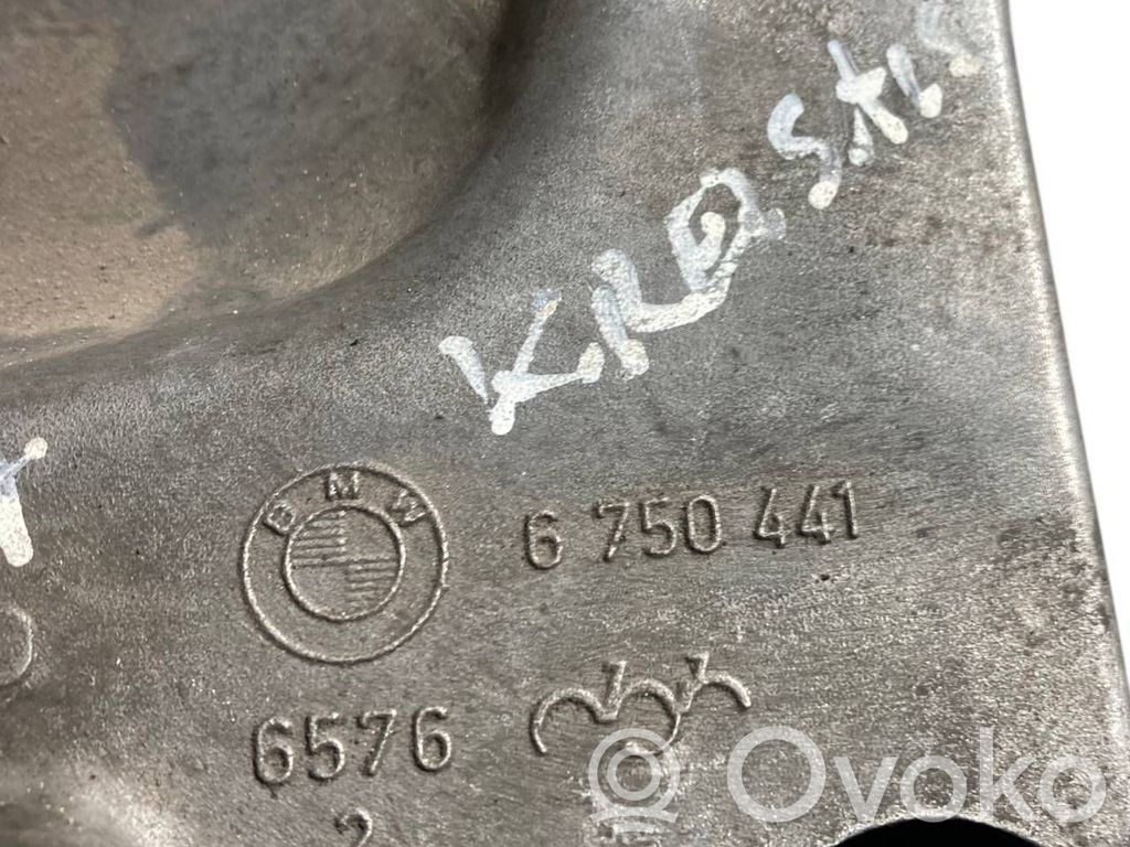 Dzinēja nostiprināšanas stiprinājums-kronšteins