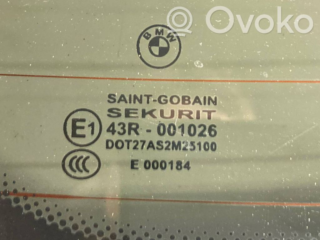 Aizmugurējais stikls