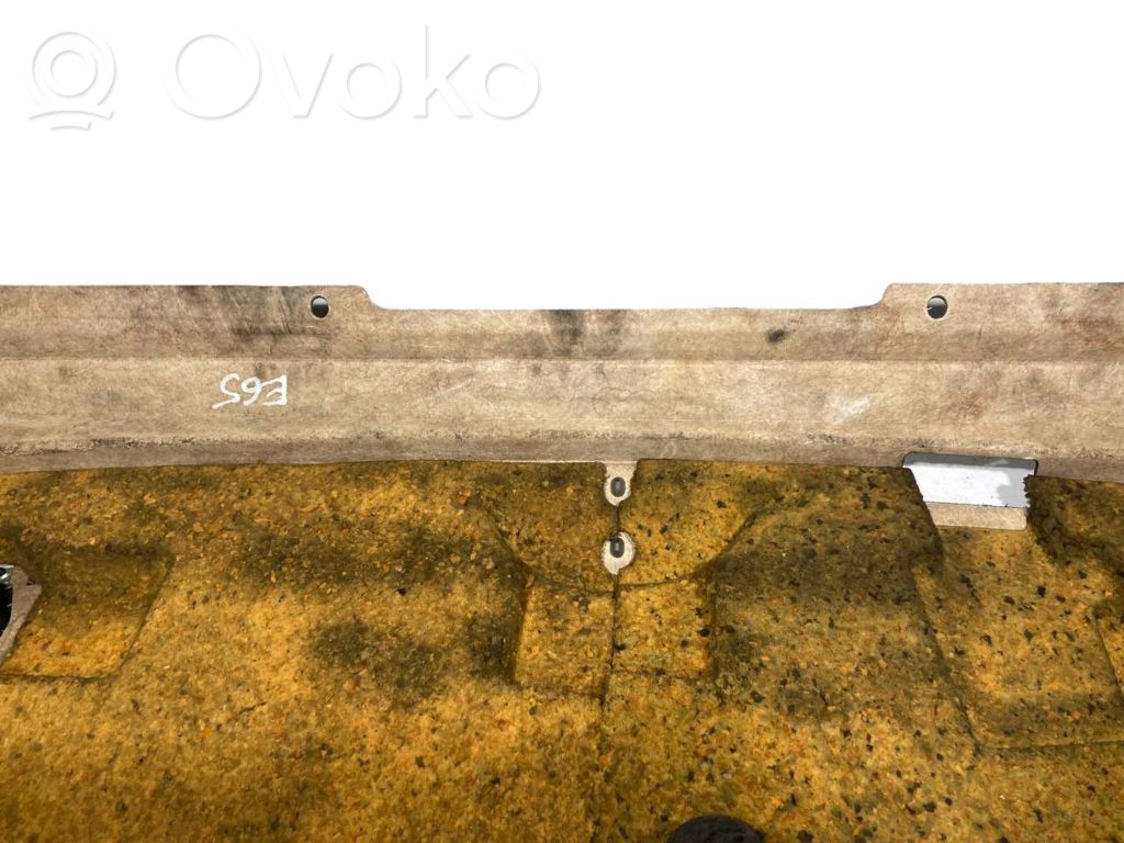 Подоконник заднего окна