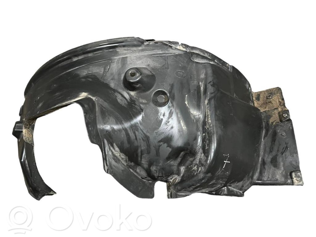 Lower wing