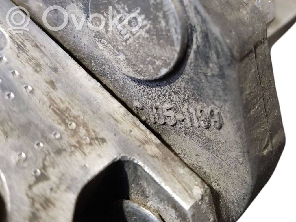 Stūresrata ass krustsavienojums