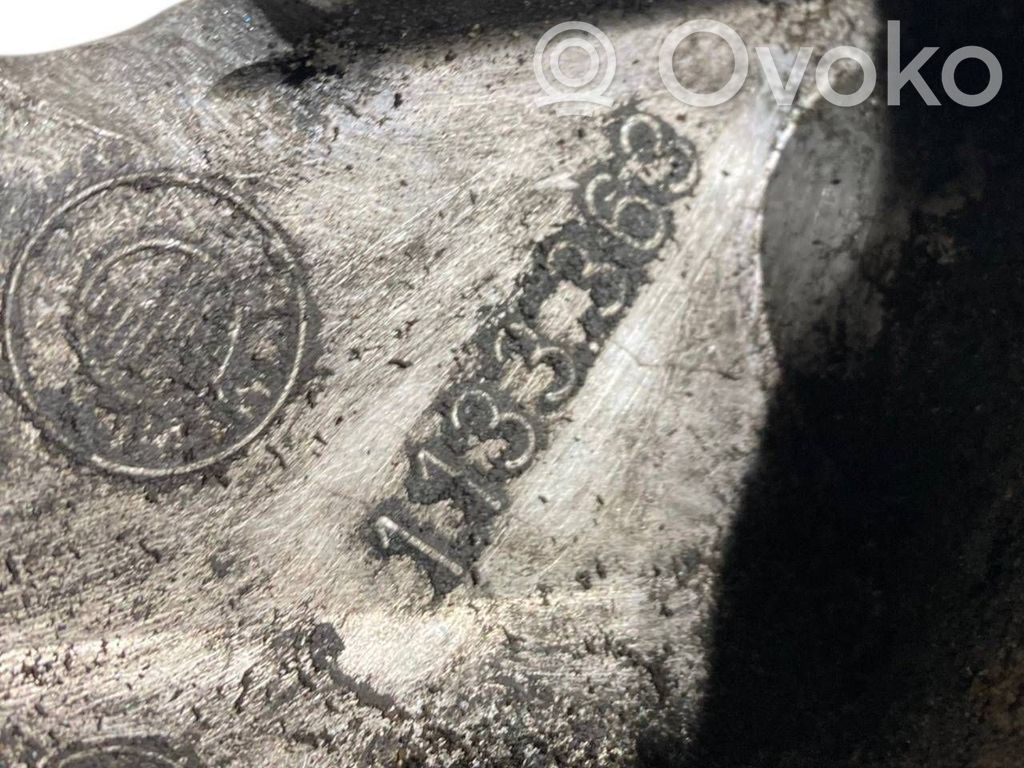 Dzinēja nostiprināšanas stiprinājums-kronšteins