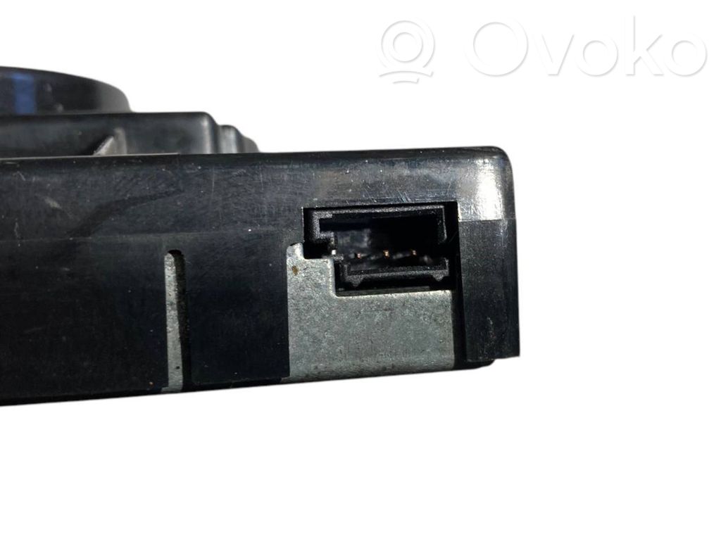 Antenna amplifier