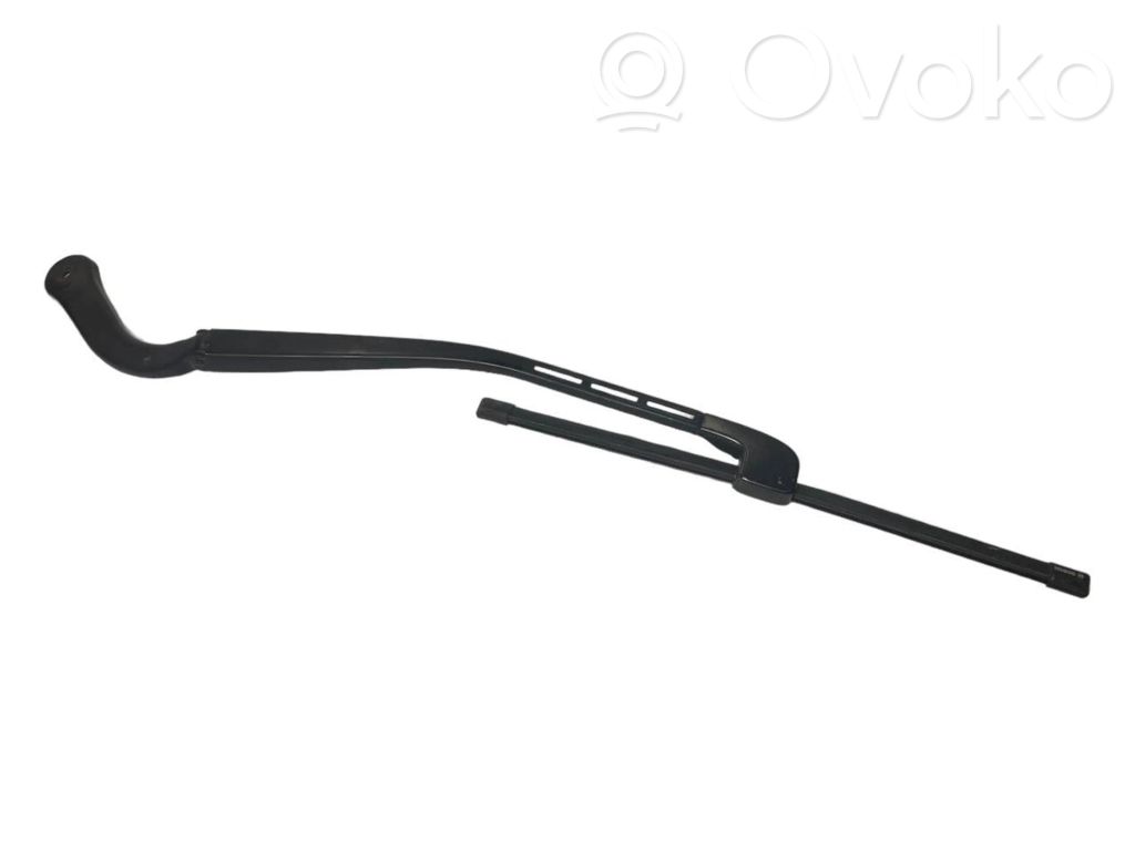 Windshield wiper arm