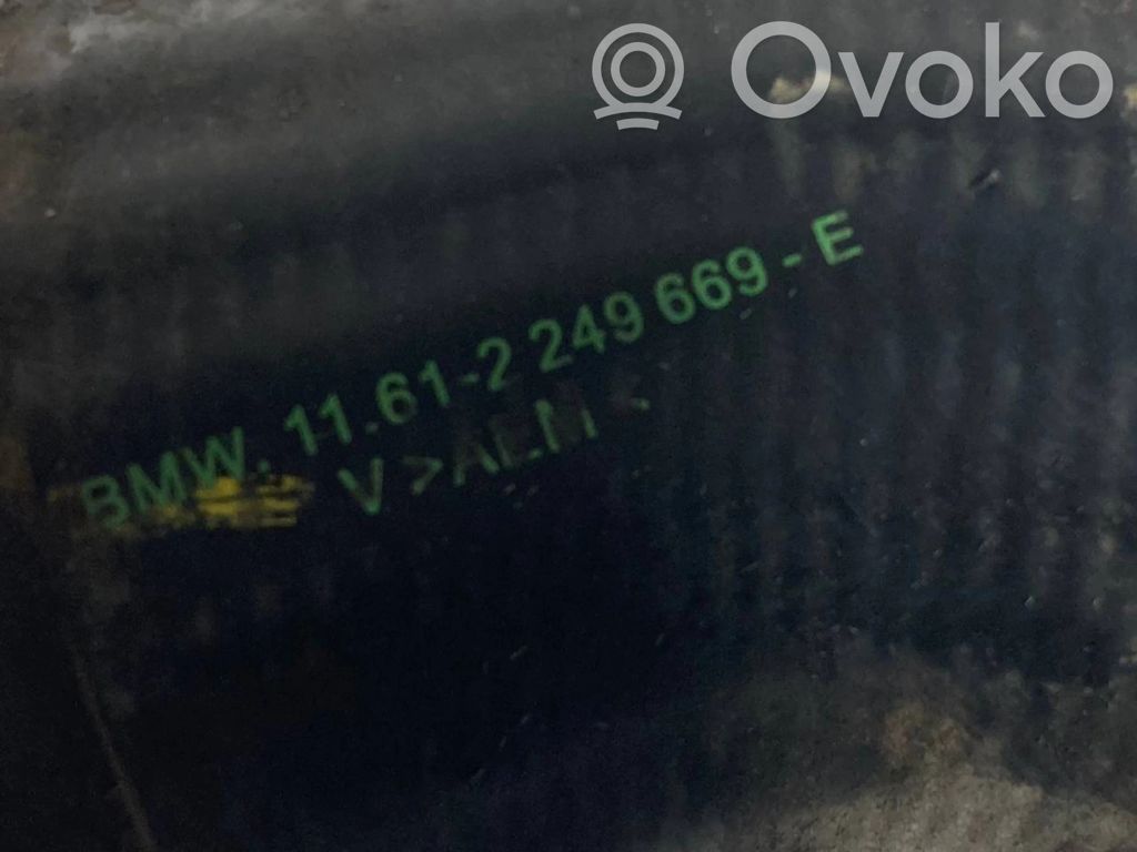 Interkūlera šļūtene (-es) / caurule (-es)