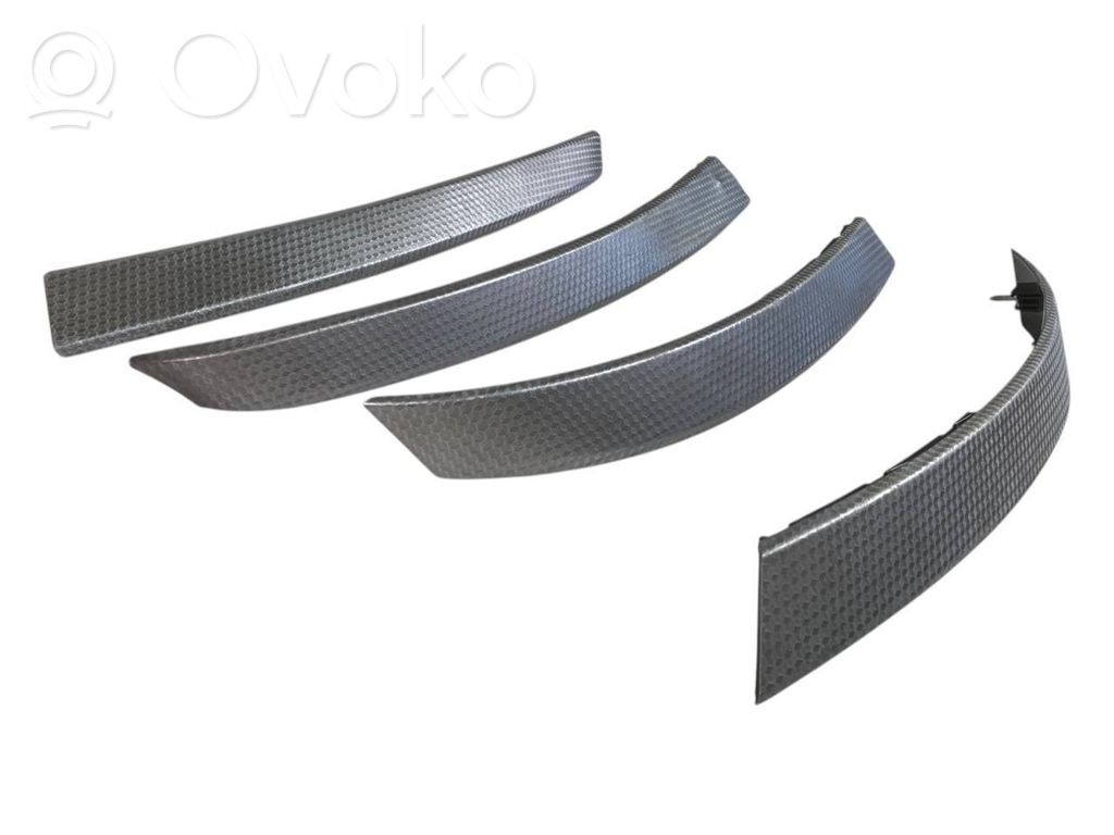 Salona dekoratīvās apdares komplekts