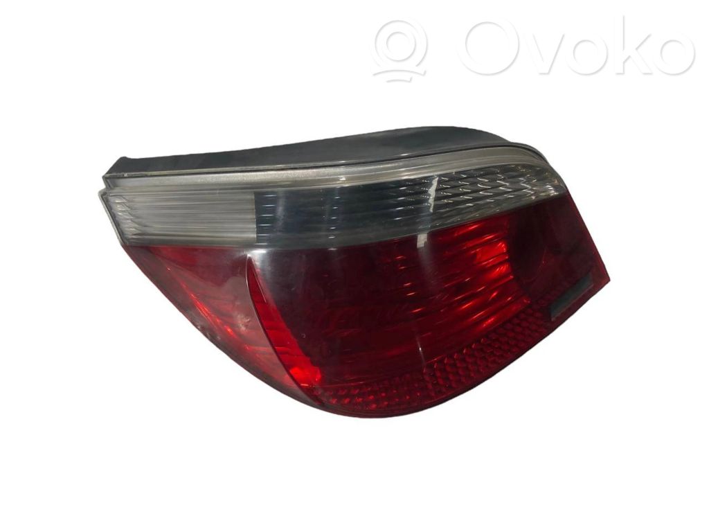 Taillight in the body