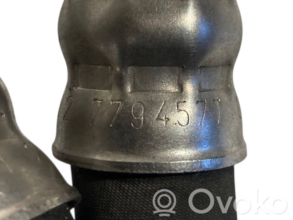 Pārnesumkārbas eļļas dzesētāja caurulīte (-es) / šļūtene (-es)