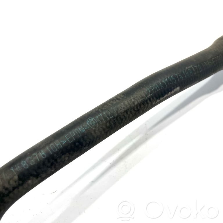 Caurulīte (-es) / šļūtene (-es)