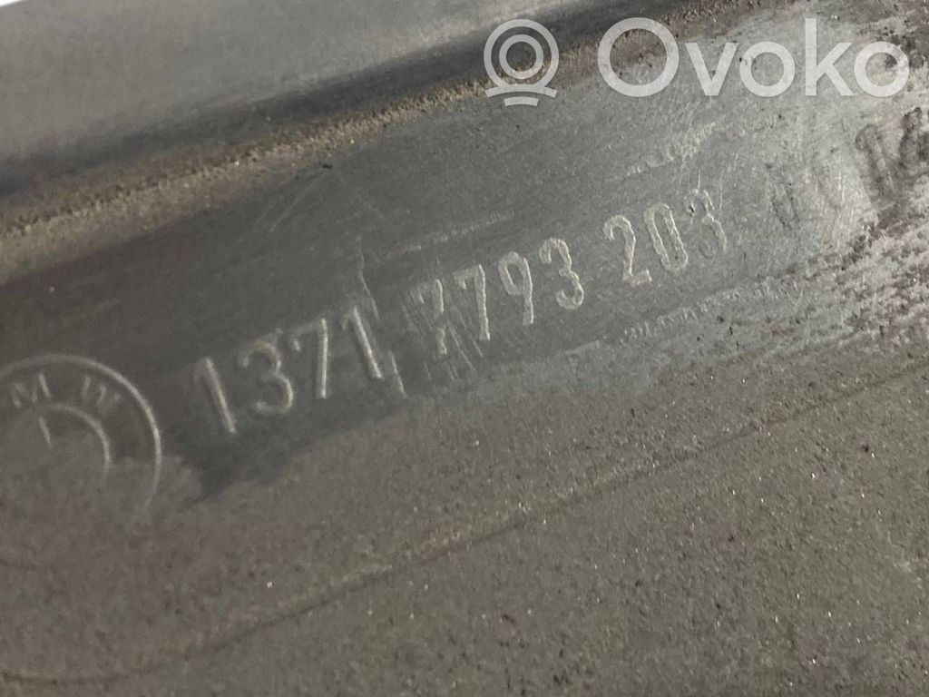 Gaisa filtra kastes vāks