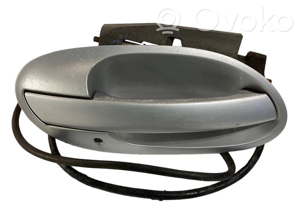 External opening handle