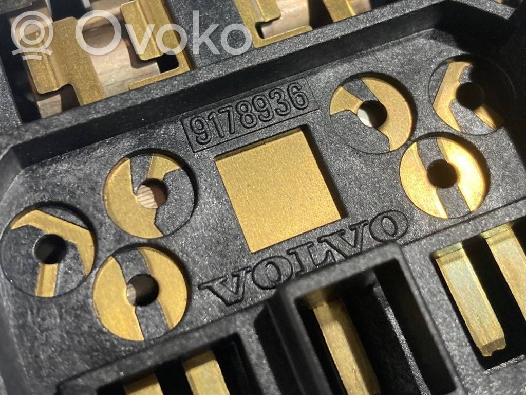 Aizmugurējo vietu apgaismojums