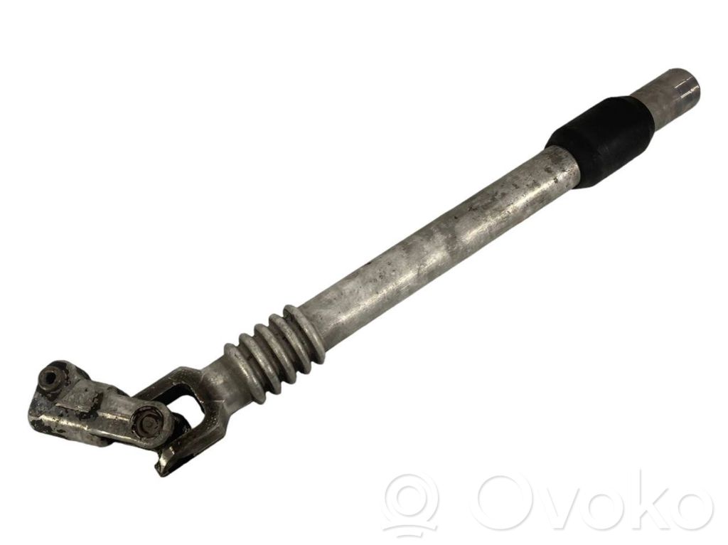 Stūresrata ass krustsavienojums