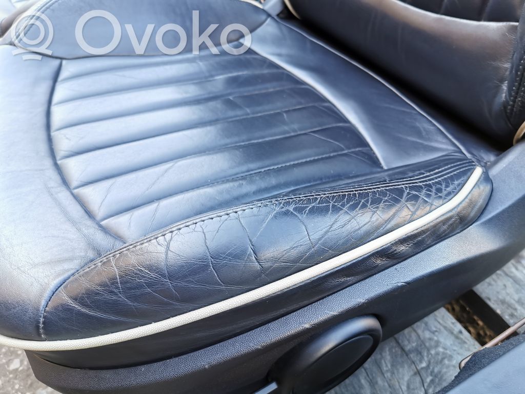 Salona daļu komplekts