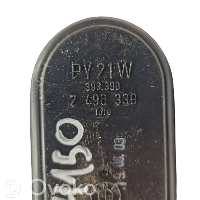 Aizmugurējais lukturis virsbūvē