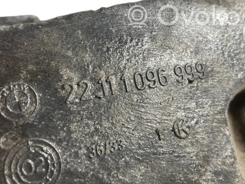 Dzinēja nostiprināšanas stiprinājums-kronšteins