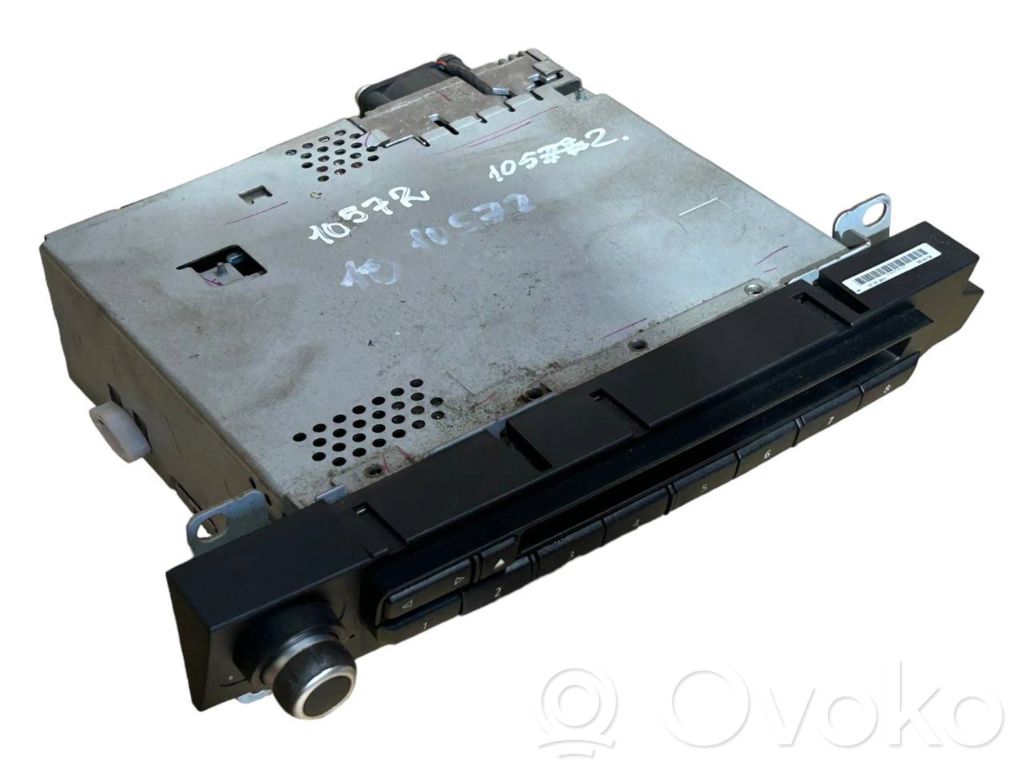 Radio / CD/DVD player / navigation