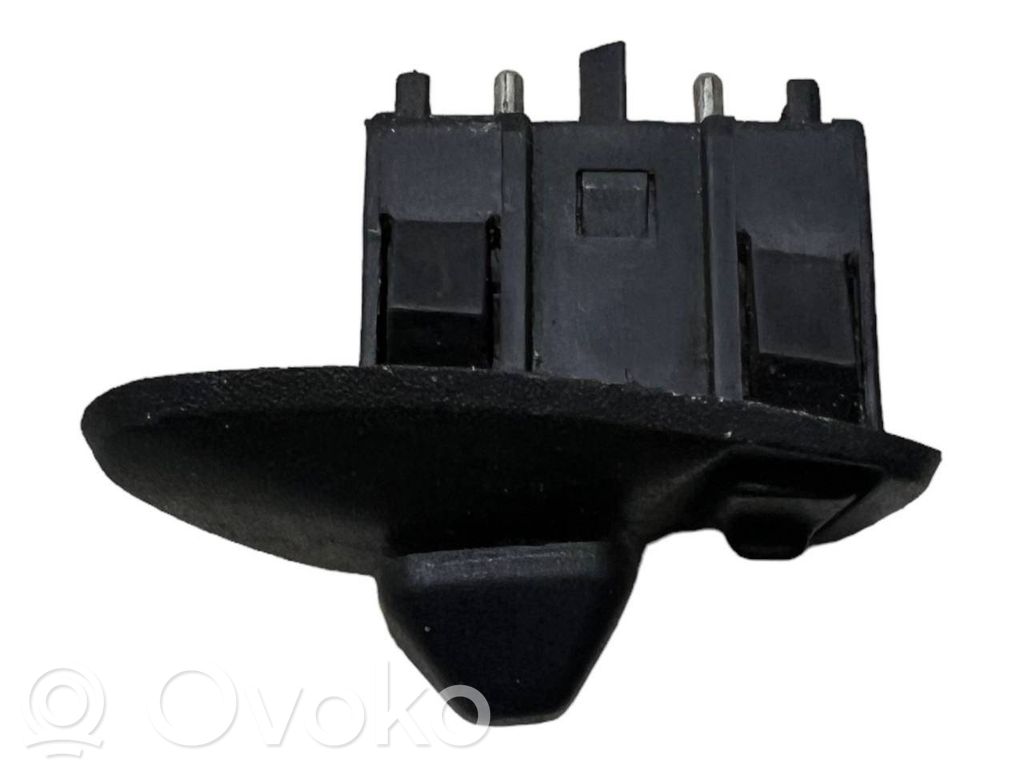 Side mirror switch