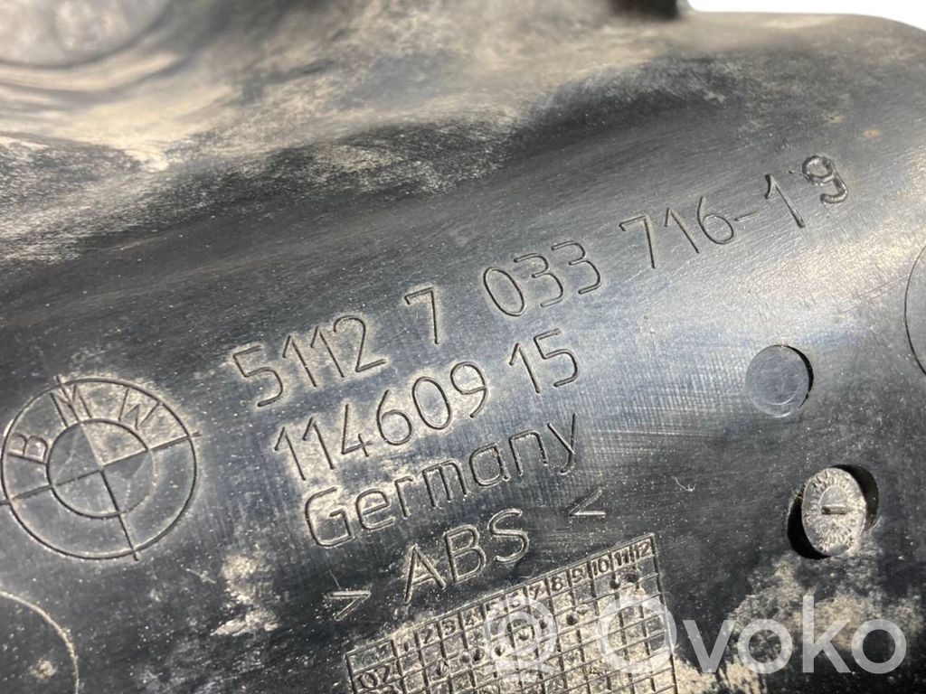 Rear bumper mounting bracket