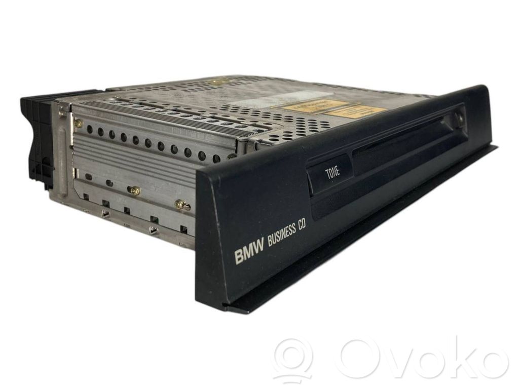 Radio / CD/DVD player / navigation