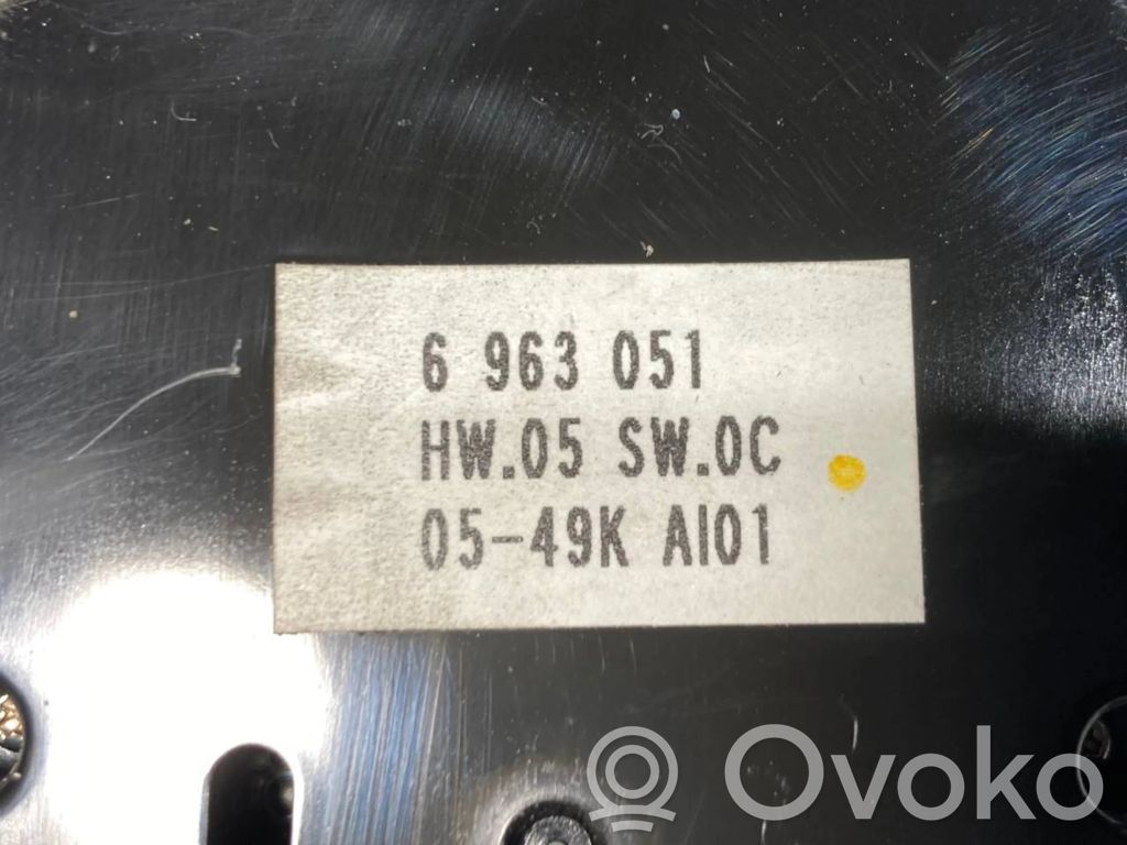 Multimediju kontrolieris