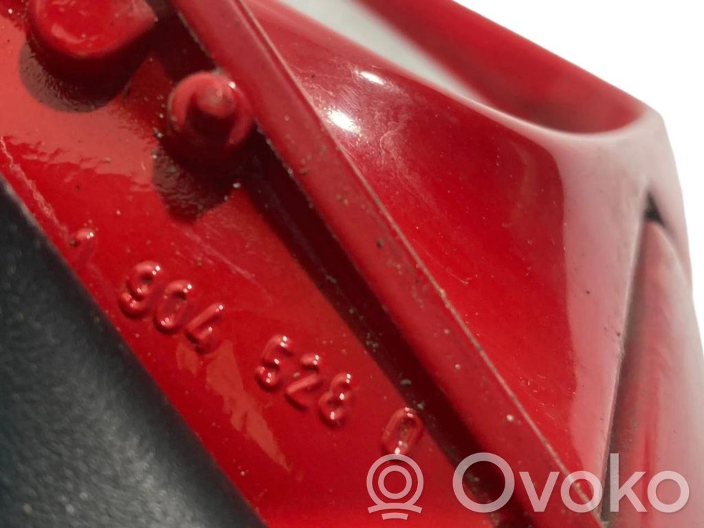 Spogulis (elektriski vadāms)