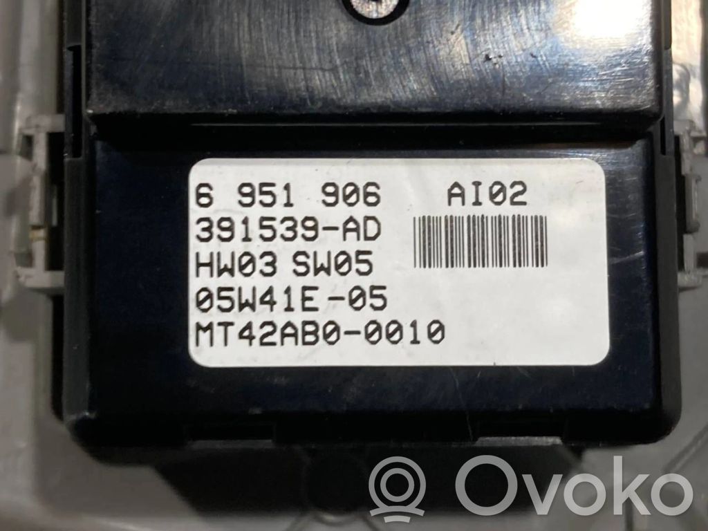 Power window switch