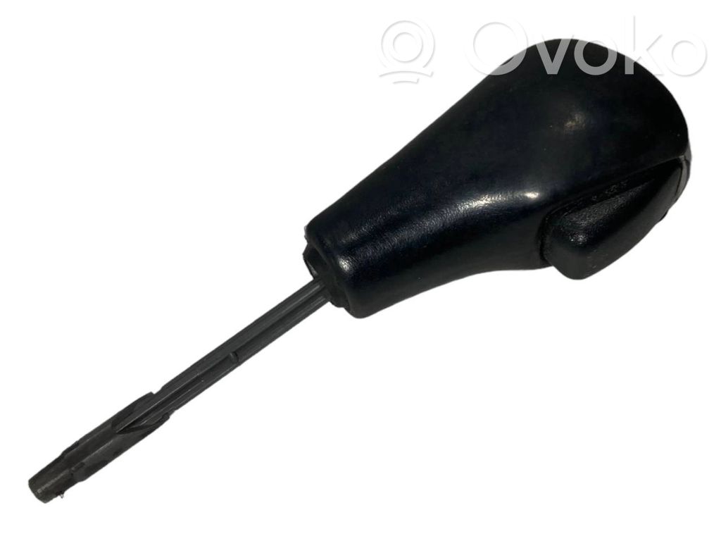 Ātrumu pārslēgšanas sviras dekoratīvā apdare (āda, uzgalis)