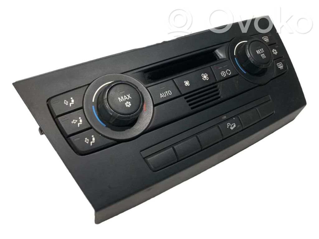 Air conditioning / climate control / interior heating control unit (in the passenger compartment)