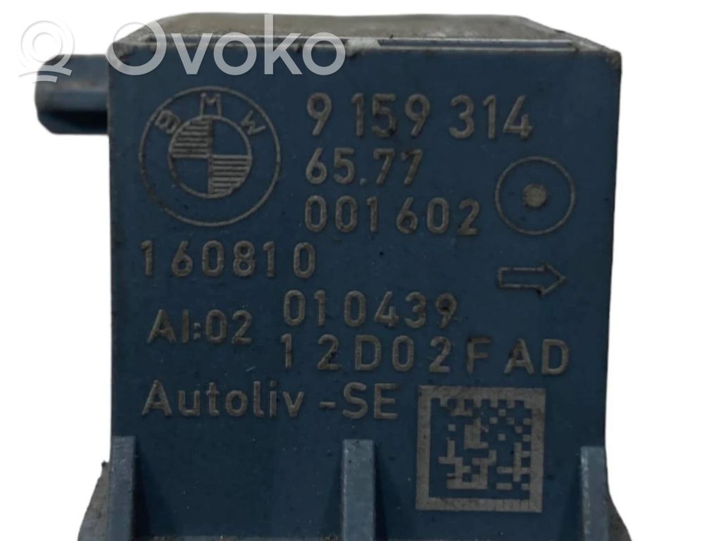 Airbag impact sensor