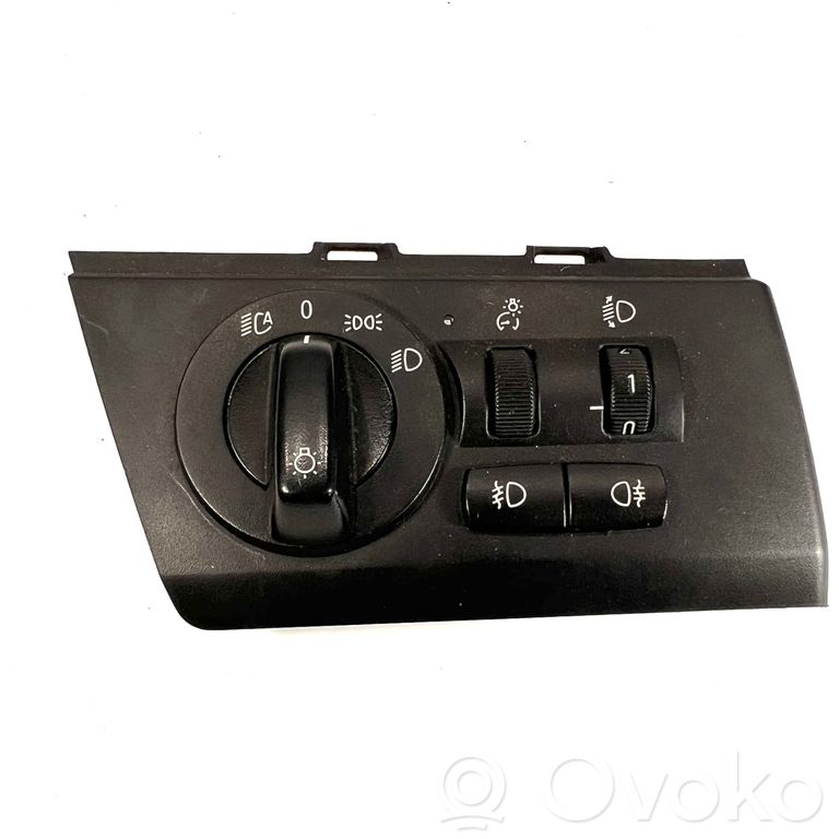 Headlight switch
