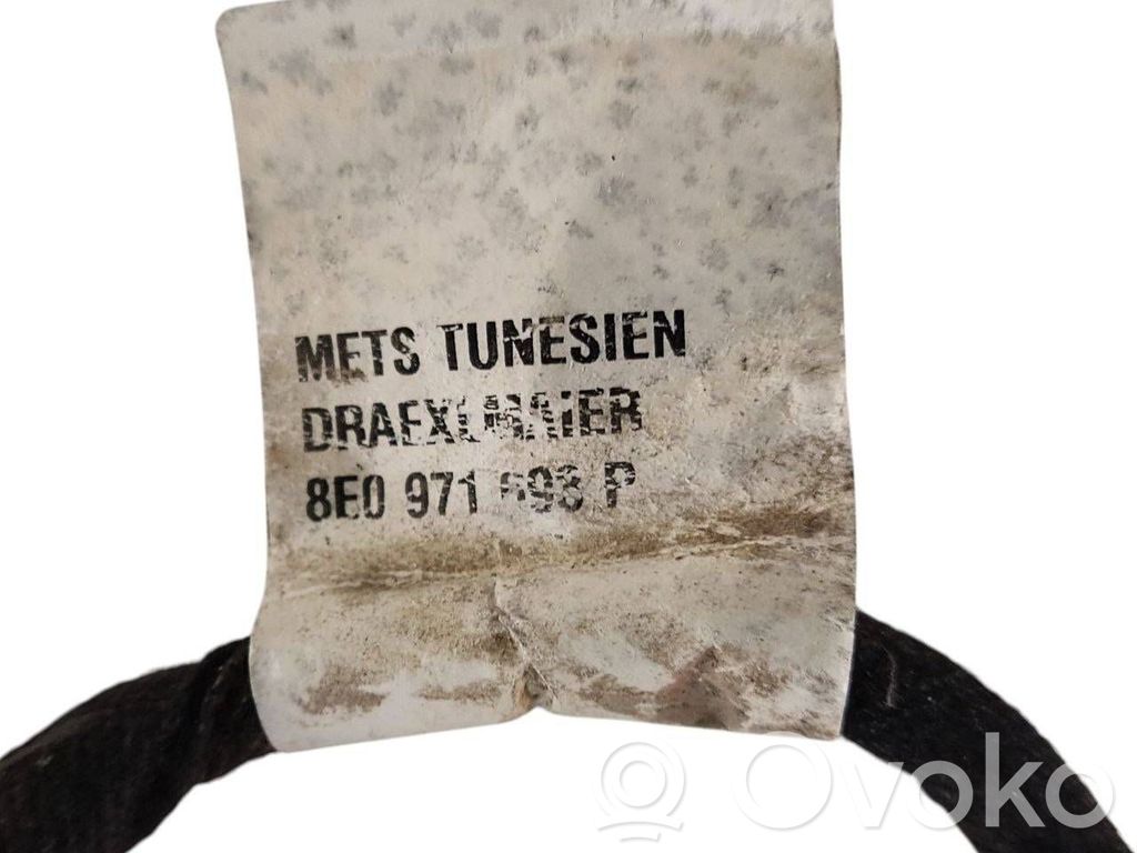 Aizmugurējo durvju vadu instalācija
