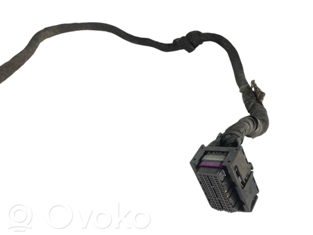 Dzinēja vadu instalācija