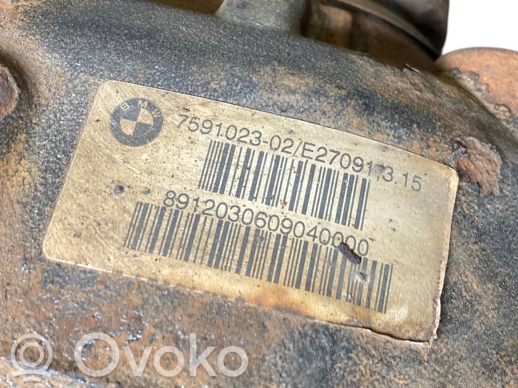 Aizmugurējais reduktors