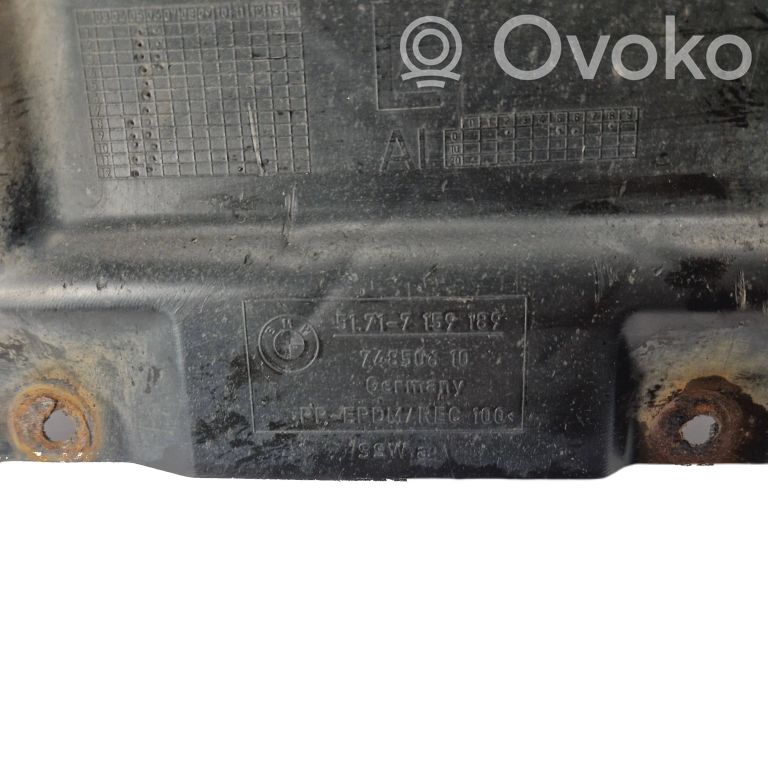 Vidusdaļas apakšas aizsargs