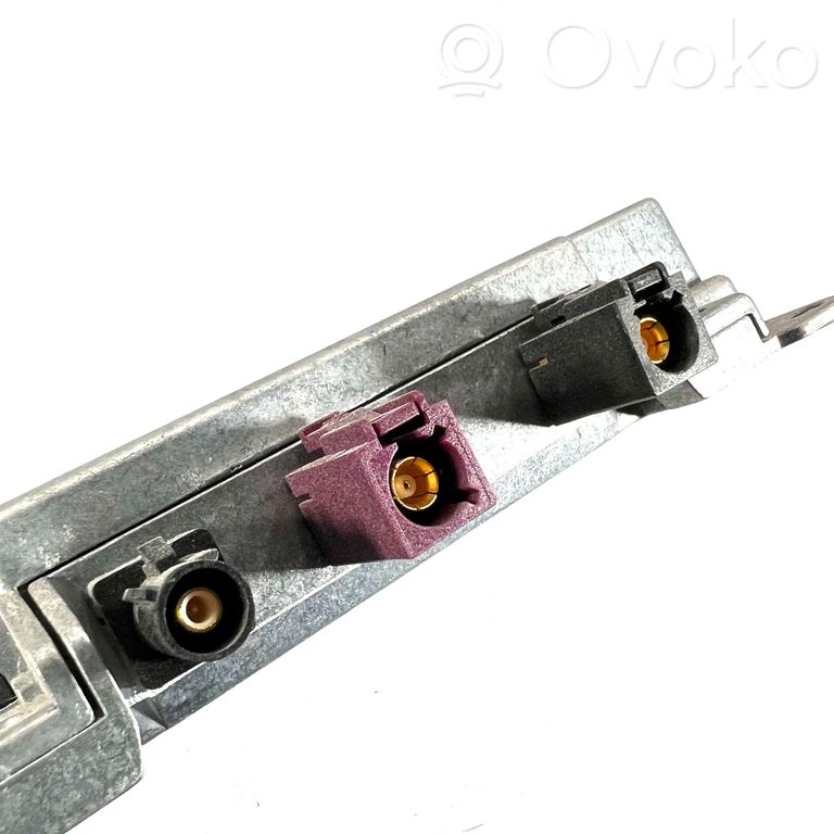 Antenna amplifier