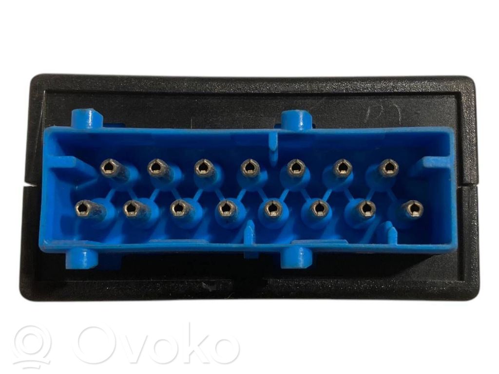 Window wiper relay