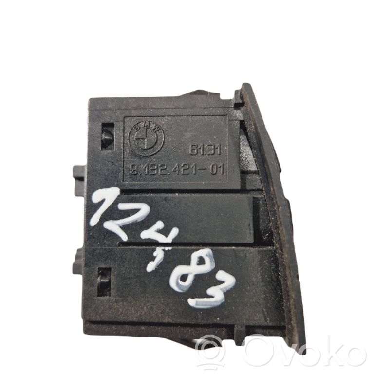 Hazard warning light switch