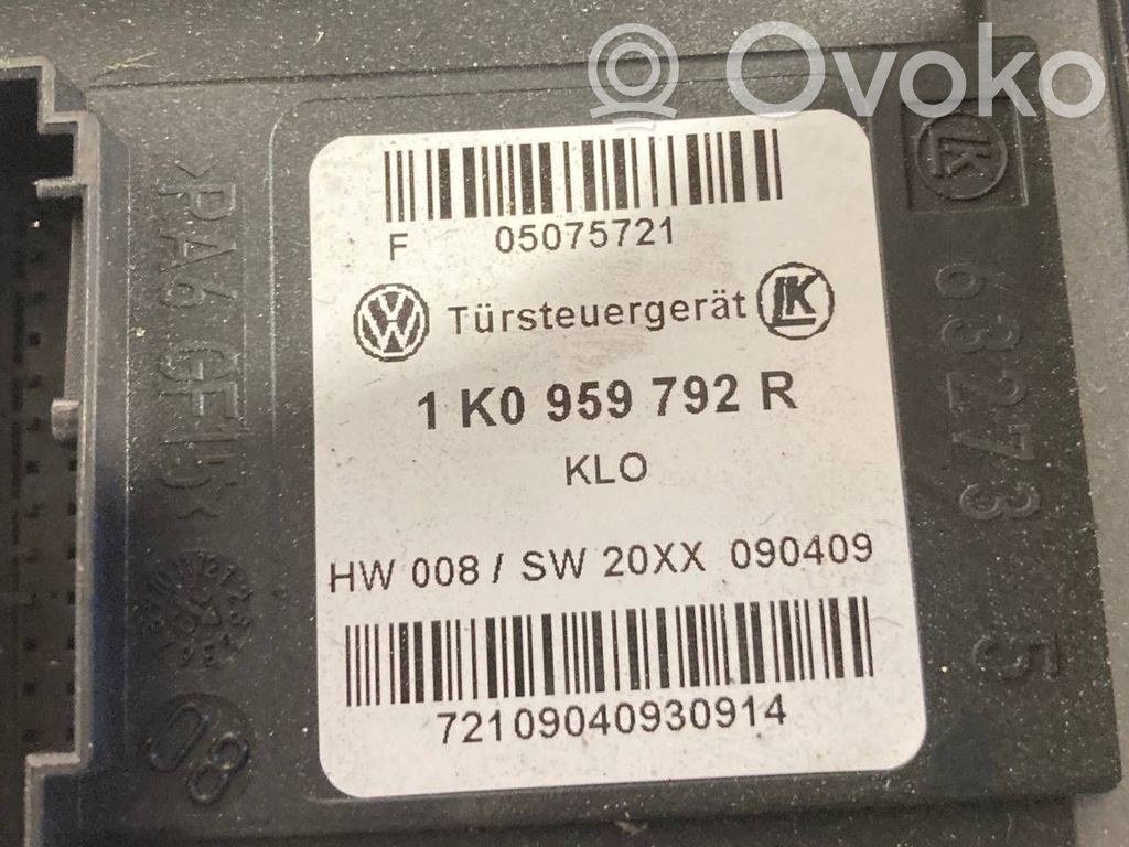 Priekšpusē loga pacēlāja motoriņš