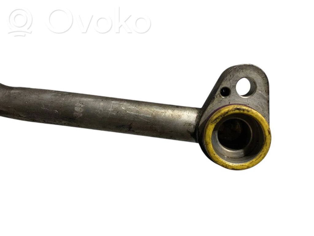 Air conditioner pipe(s) / hose(s)