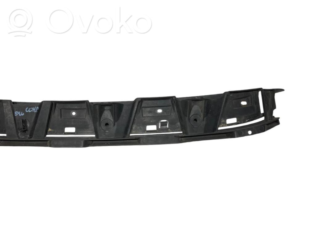 Rear bumper mounting bracket