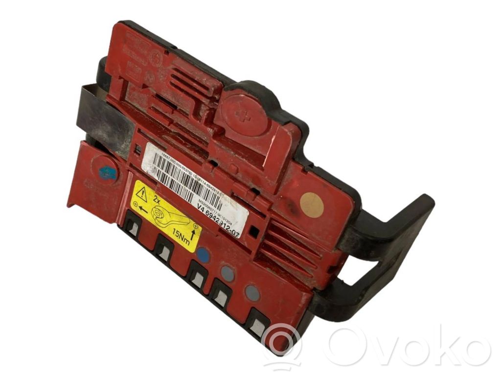 Positive wire connection assembly